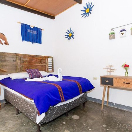 Casa Tamarindo Bed & Breakfast Antigua Exterior photo