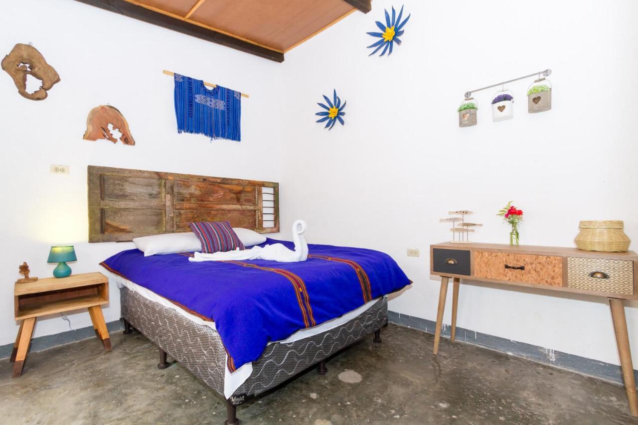 Casa Tamarindo Bed & Breakfast Antigua Exterior photo