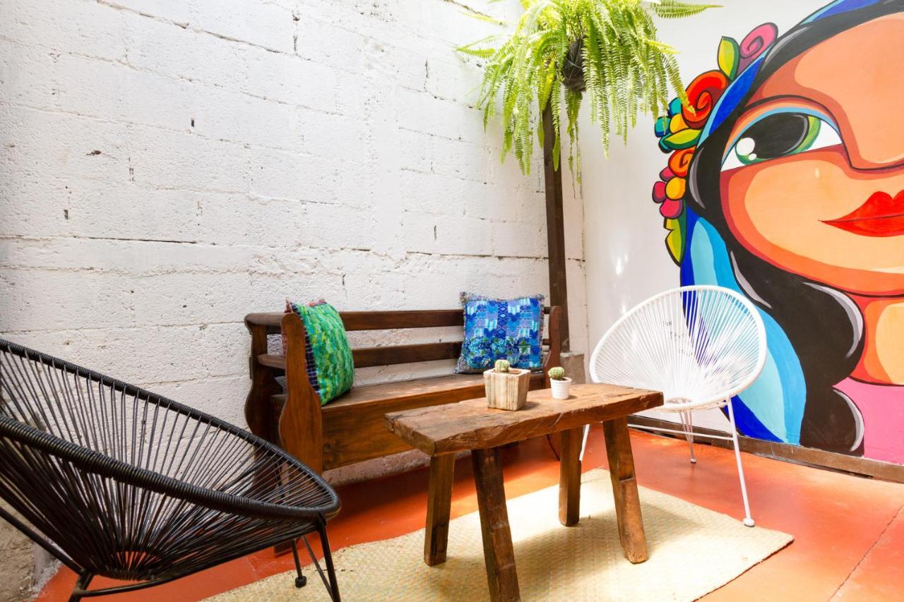 Casa Tamarindo Bed & Breakfast Antigua Exterior photo
