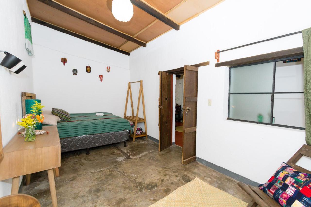 Casa Tamarindo Bed & Breakfast Antigua Exterior photo